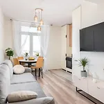 Basztowa By Vsi Apartamento