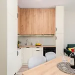 Basztowa By Vsi Apartamento