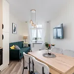 Basztowa By Vsi Apartamento Cracovia