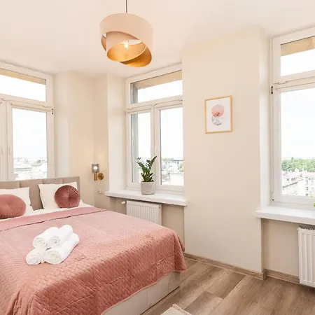 Basztowa By Vsi Apartamento Cracovia
