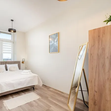 Basztowa By Vsi アパート *